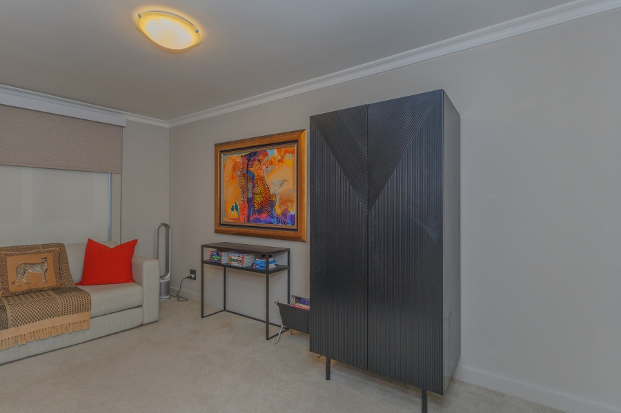 To Let 2 Bedroom Property for Rent in Clifton Western Cape